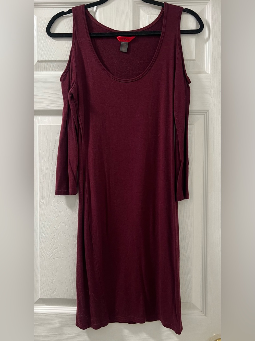 Hot Kiss Burgundy Cold-Shoulder Long Sleeve Dress
